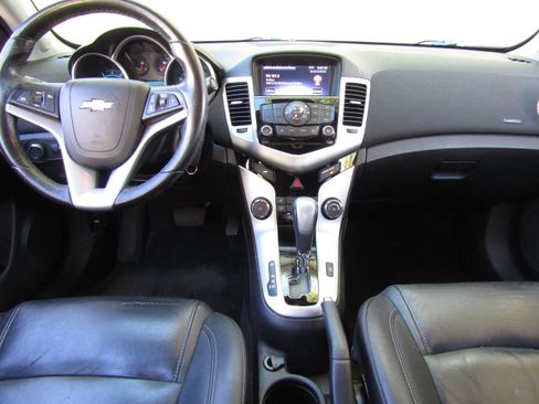 Used 2015 Chevrolet Cruze LT image 14