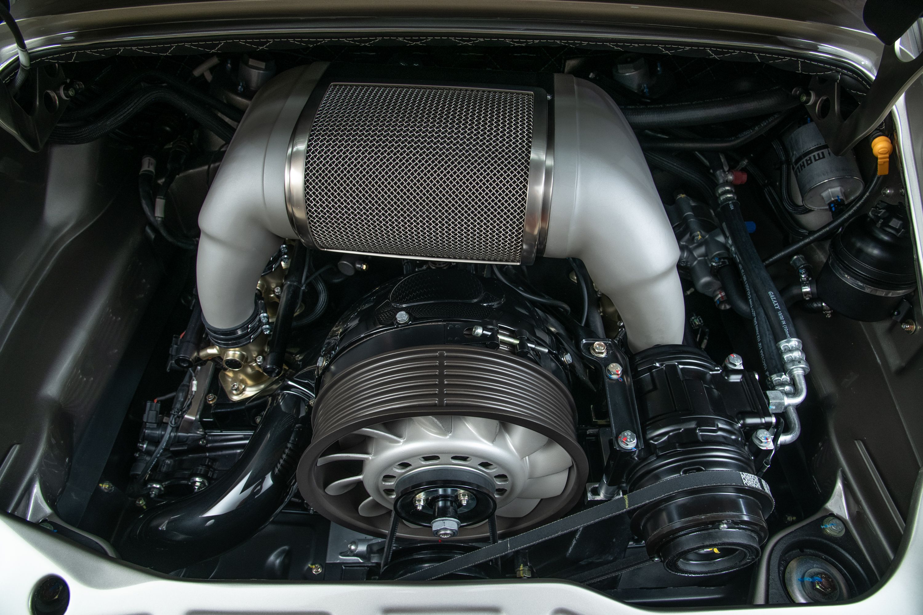 Used 1989 Porsche 911 Carrera RWD image 33