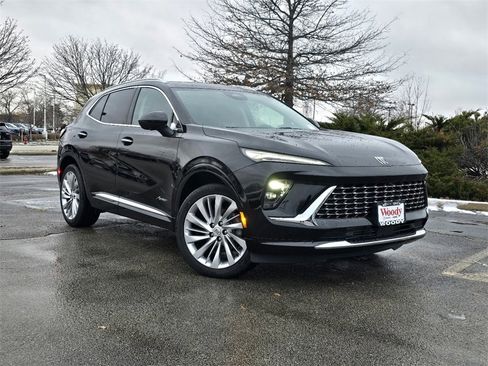 New 2026 Buick Envision Avenir image 2