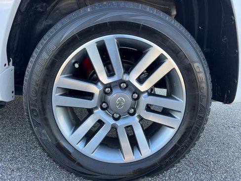 Used 2022 Toyota 4Runner TRD Sport image 9