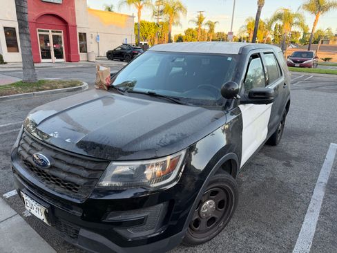 Used 2017 Ford Explorer 4WD Police Interceptor image 1