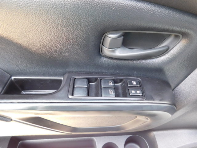 Used 2019 Nissan Titan S RWD image 11