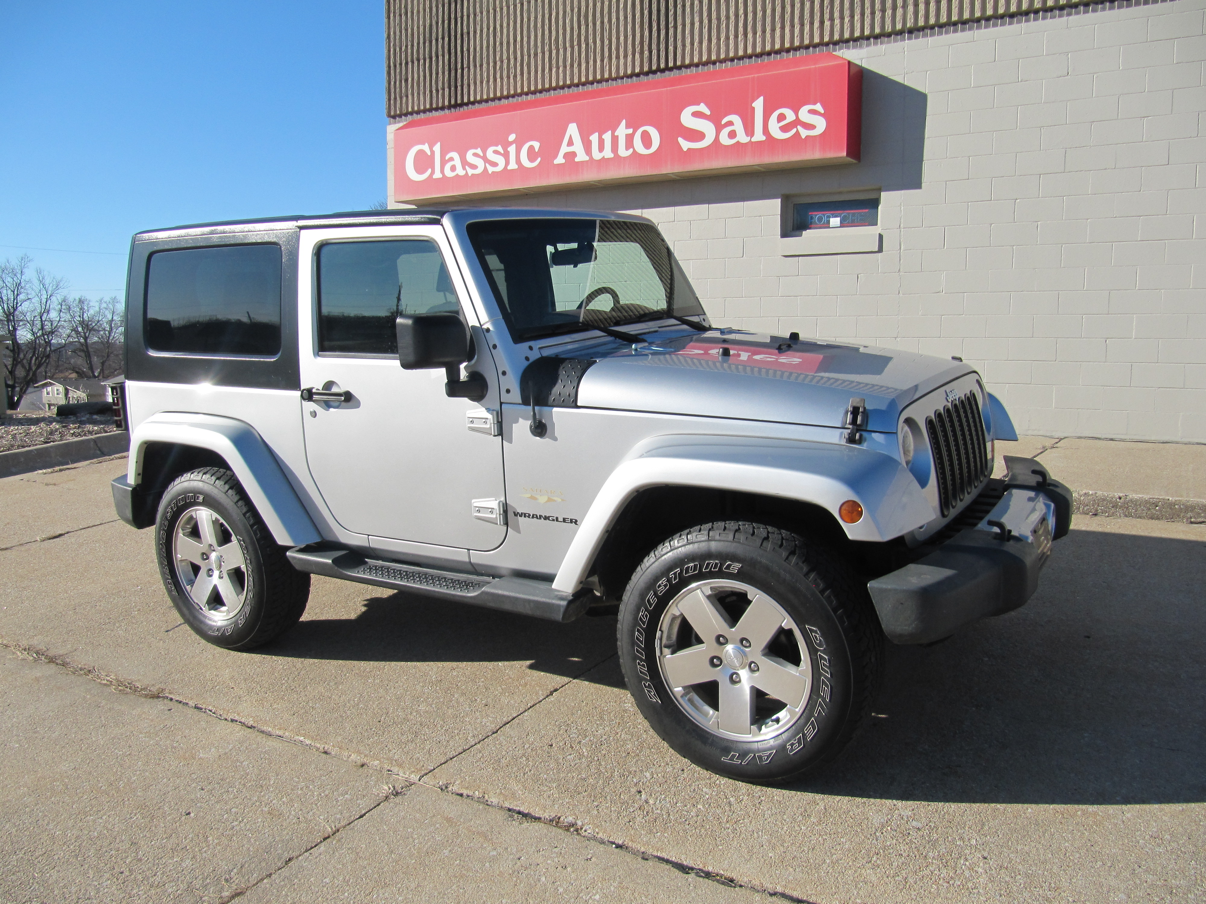 Used 2008 Jeep Wrangler Sahara AWD/4WD image 10