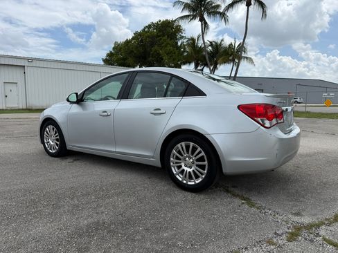 Used 2011 Chevrolet Cruze Eco FWD image 34