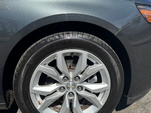 Used 2018 Chevrolet Impala LT image 26