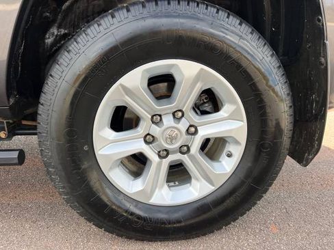 Used 2018 Toyota 4Runner SR5 image 9