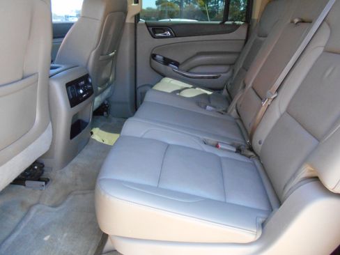 Used 2015 GMC Yukon XL SLT image 10