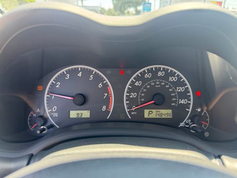 Used 2012 Toyota Corolla LE FWD image 26