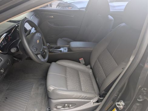 Used 2018 Chevrolet Impala LS FWD image 7