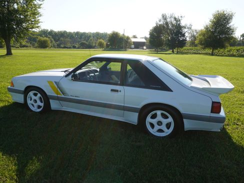 Used 1989 Ford Mustang LX V8 Hatchback RWD image 4