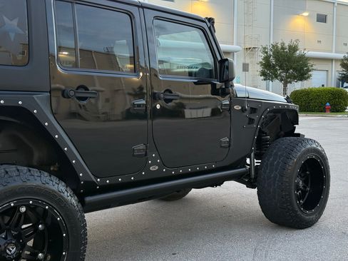 Used 2015 Jeep Wrangler 4WD Unlimited Sport image 54