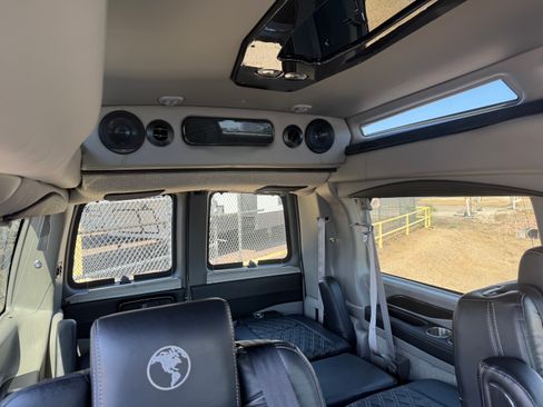 Used 2023 Chevrolet Express 2500 LT image 17