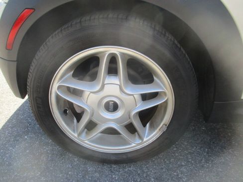 Used 2007 MINI Cooper S image 12