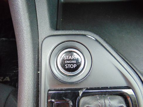 Used 2021 Nissan Sentra S image 17