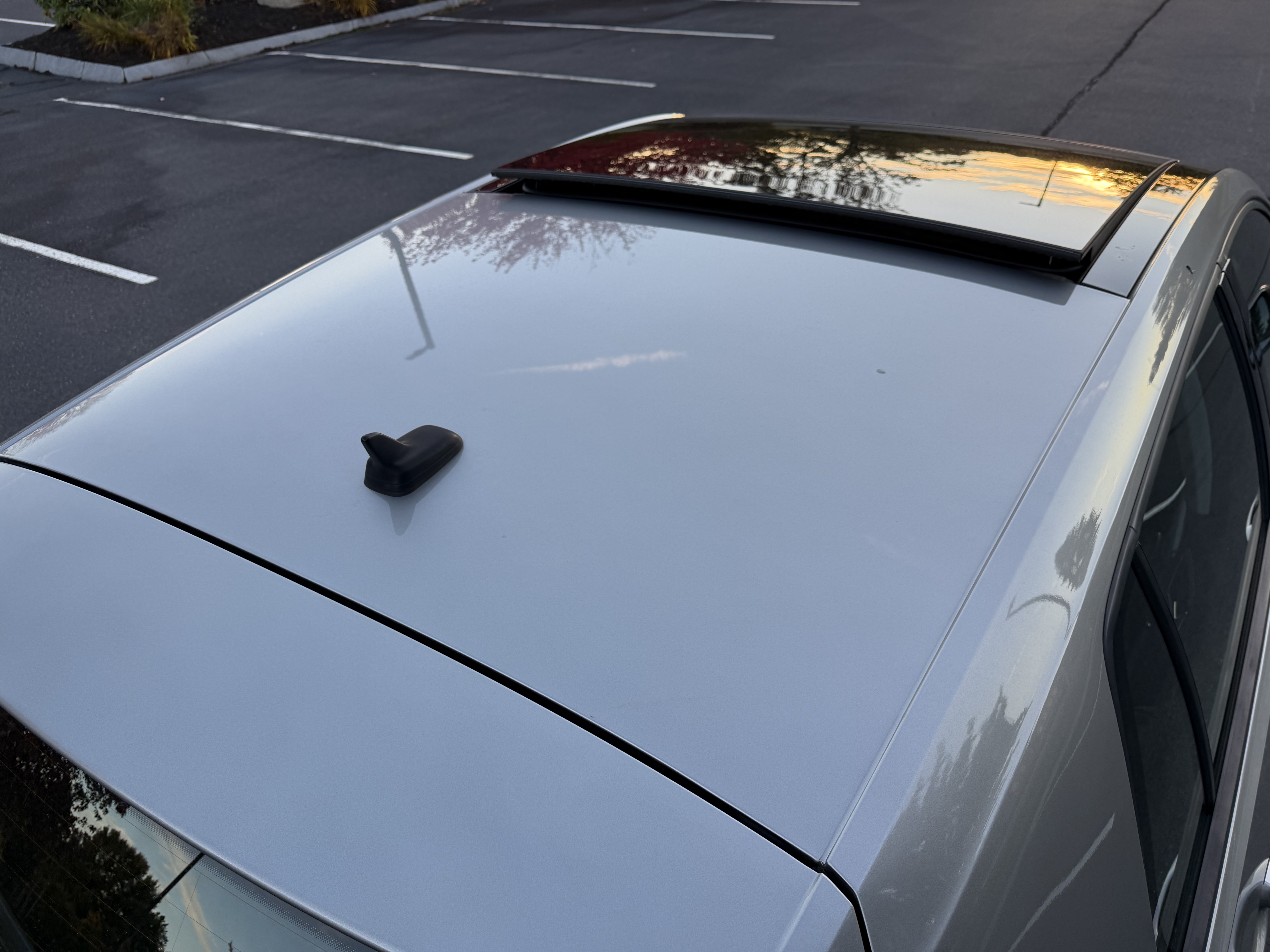 Used 2016 Volkswagen Golf SE FWD image 24