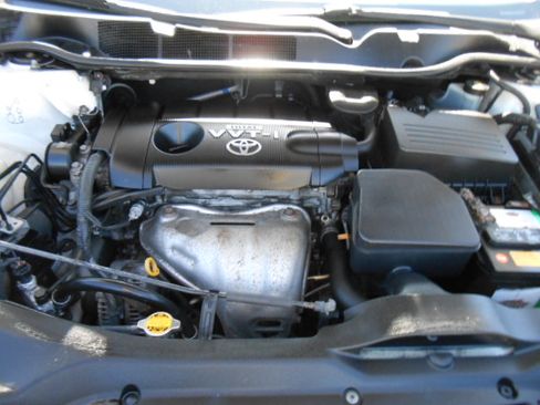 Used 2009 Toyota Venza LE FWD image 17