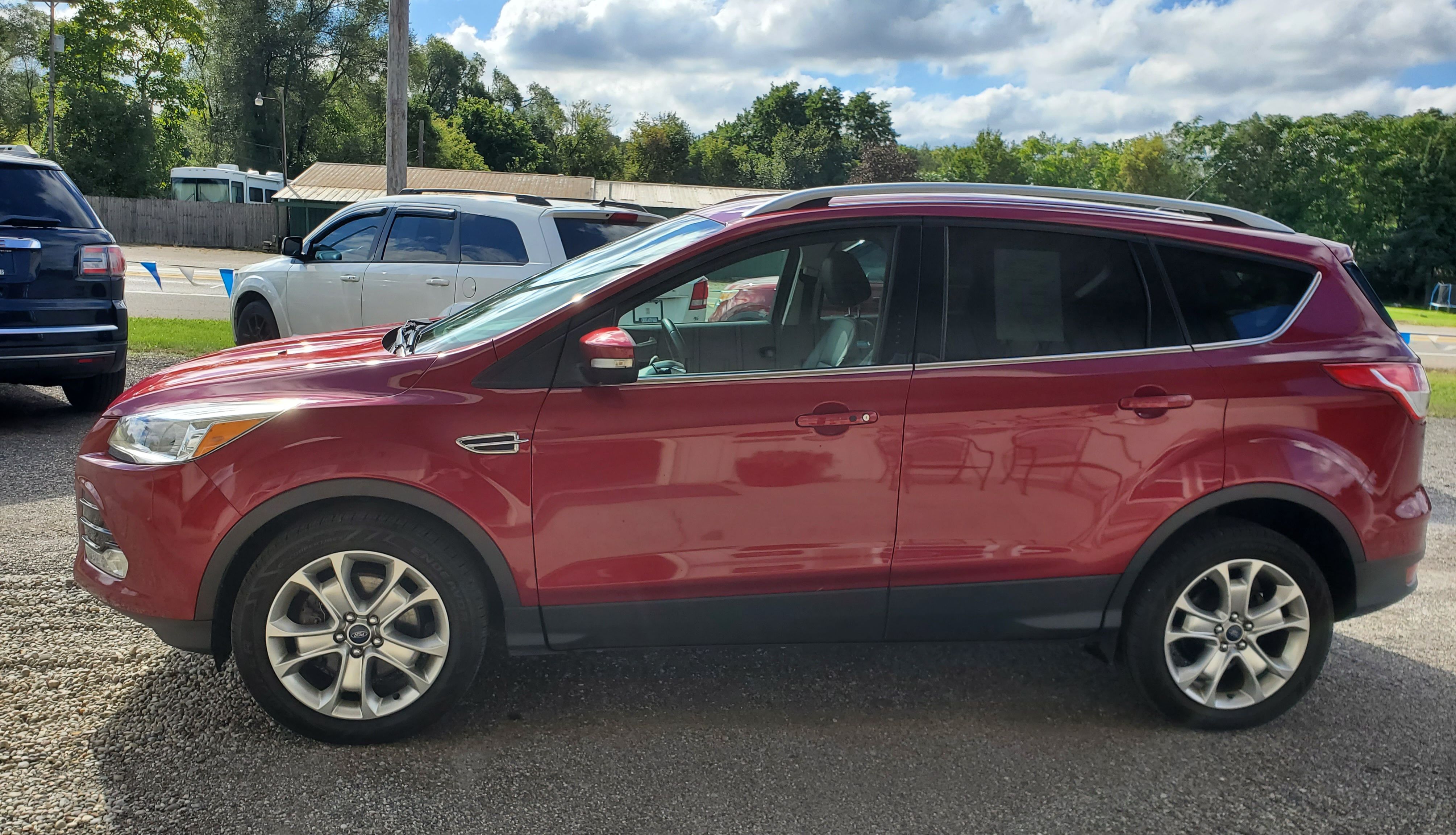 Used 2016 Ford Escape 4WD Titanium image 3
