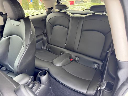 Used 2015 MINI Cooper S FWD image 16
