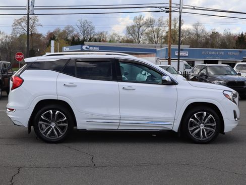 Used 2019 GMC Terrain Denali image 7