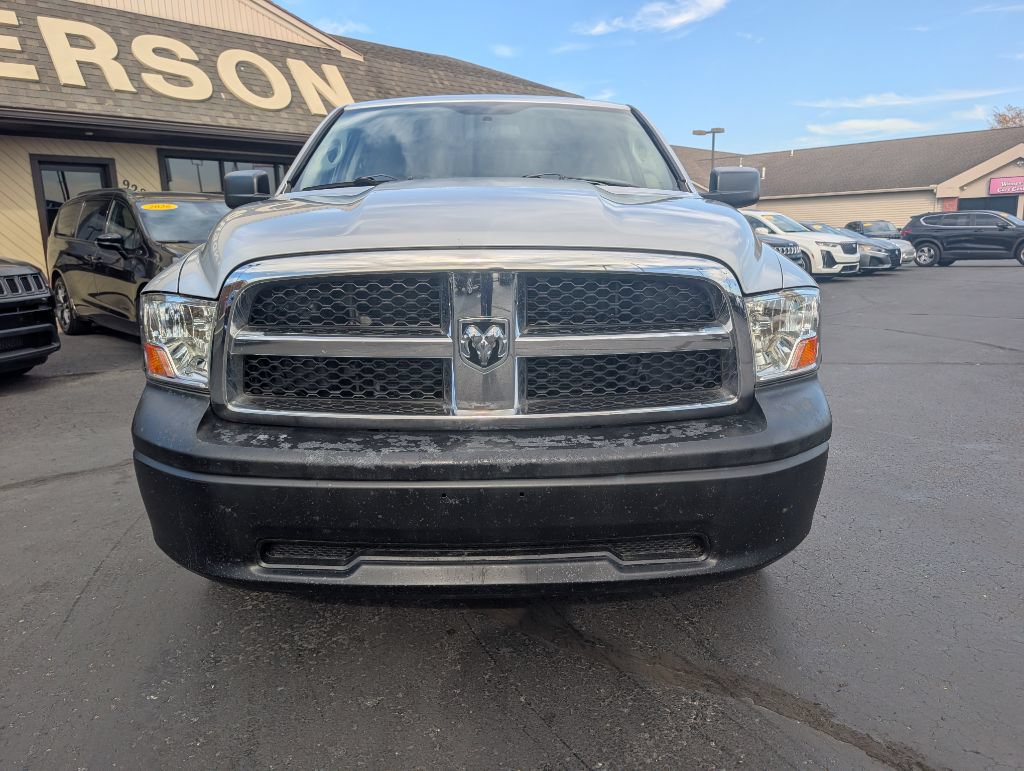 Used 2009 Dodge Ram 1500 Truck 4x4 Quad Cab ST image 3