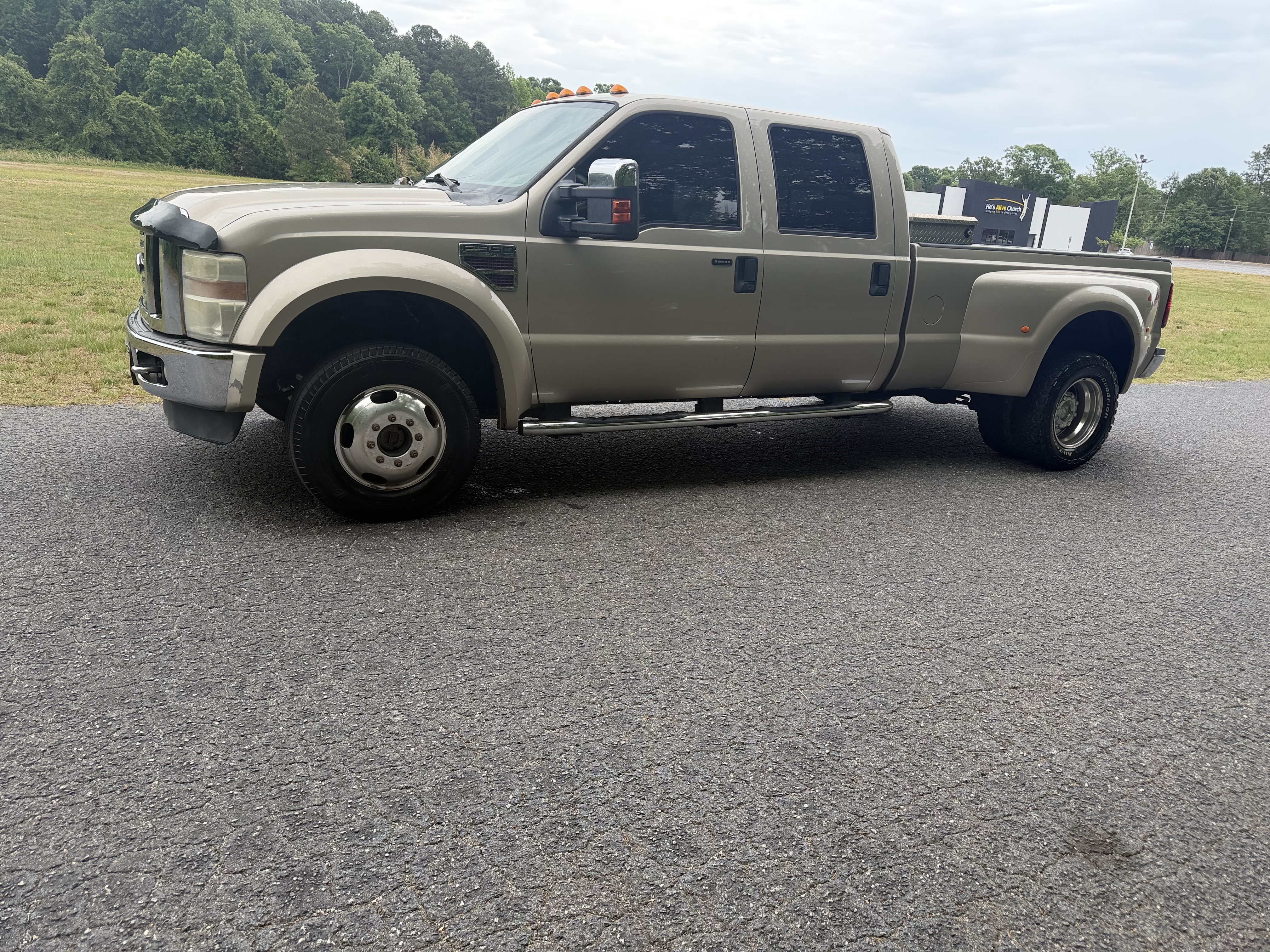 Used 2008 Ford F350 4x4 Crew Cab DRW Super Duty image 4