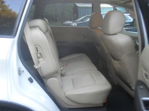 Used 2011 Subaru Tribeca Limited image 8