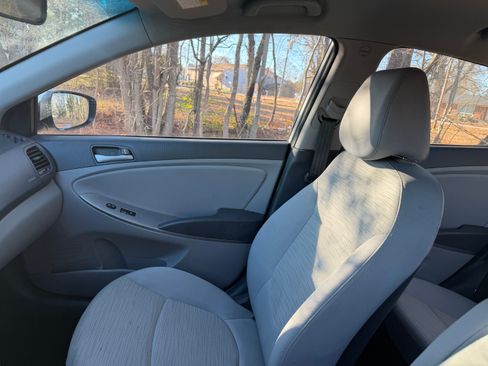 Used 2017 Hyundai Accent SE image 23