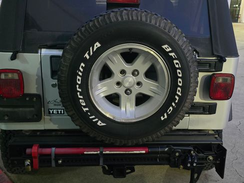 Used 2005 Jeep Wrangler Sport image 19