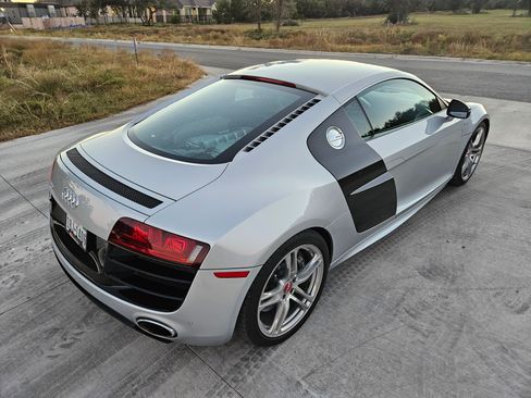 Used 2012 Audi R8 V10 image 29