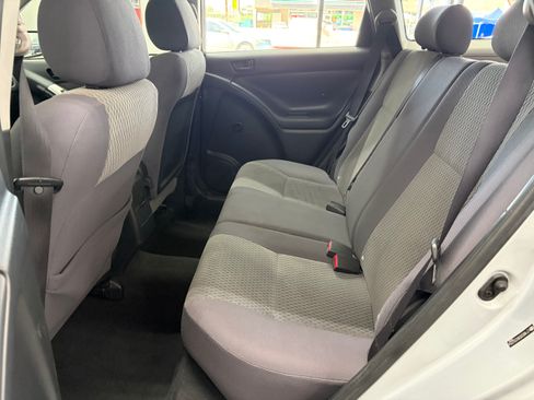 Used 2005 Toyota Matrix UNAVAIL FWD image 13