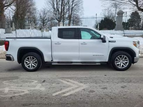 Used 2022 GMC Sierra 1500 Limited SLT image 3