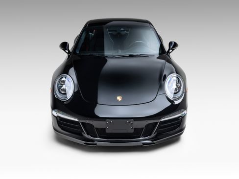 Used 2016 Porsche 911 Carrera GTS image 2