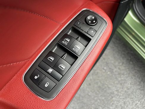 Used 2021 Dodge Charger SRT Hellcat image 15