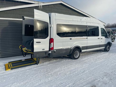 Used 2018 Ford Transit 350 XL image 2