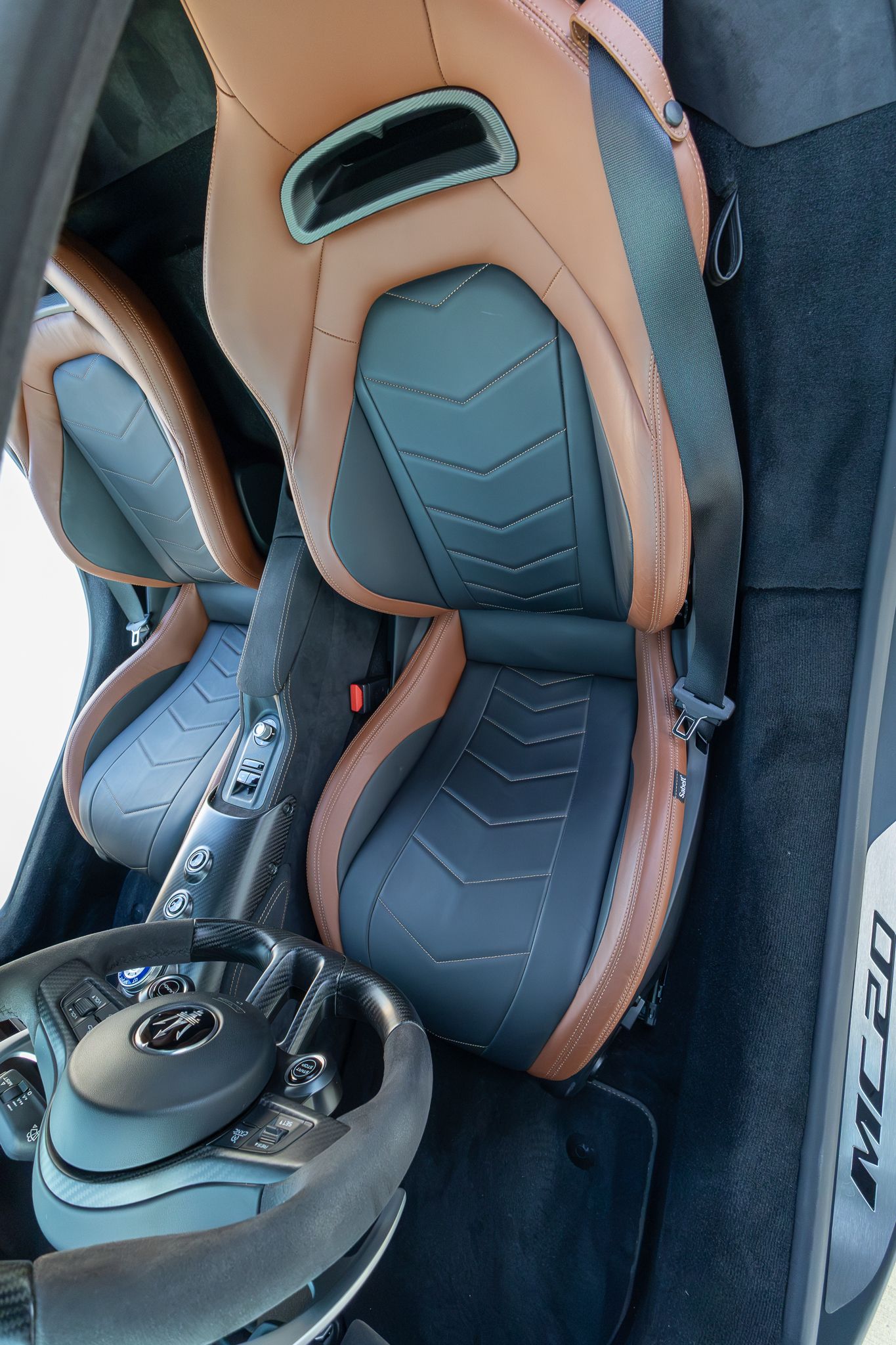 Used 2022 Maserati MC20 Coupe RWD image 36