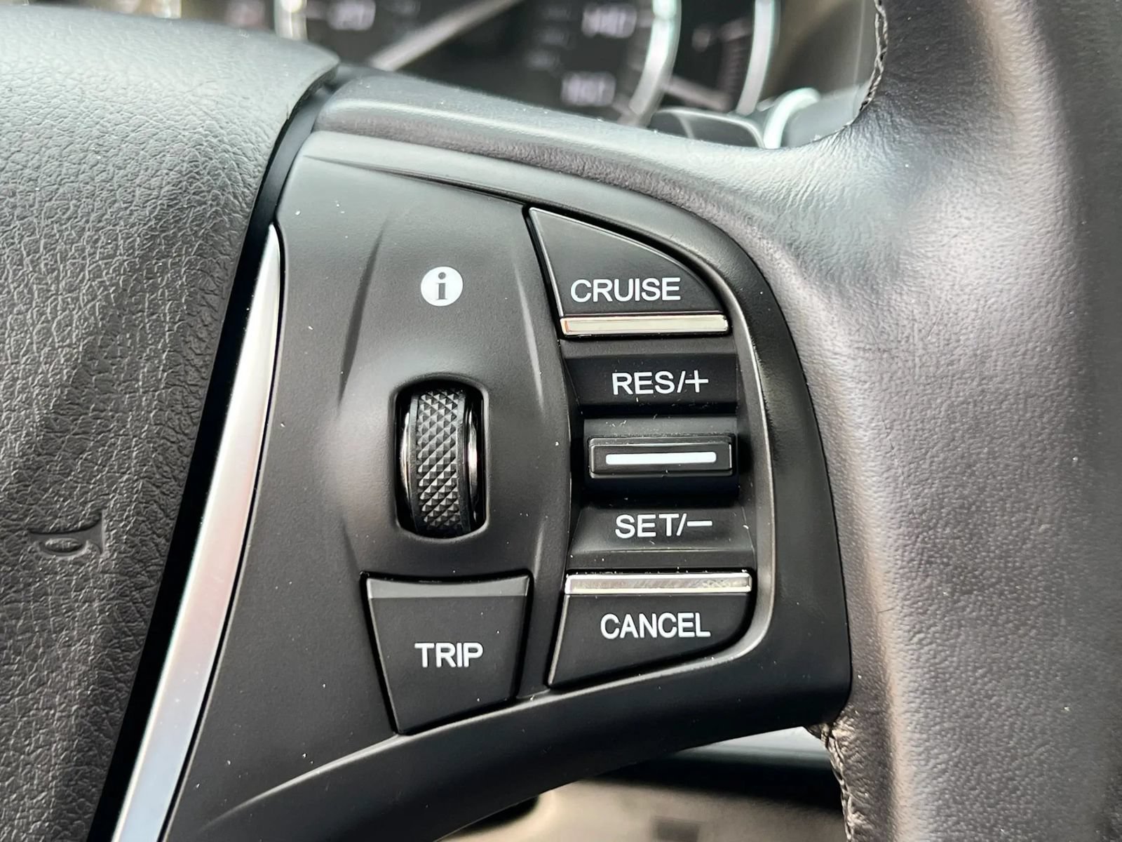 Used 2016 Acura TLX V6 FWD image 12