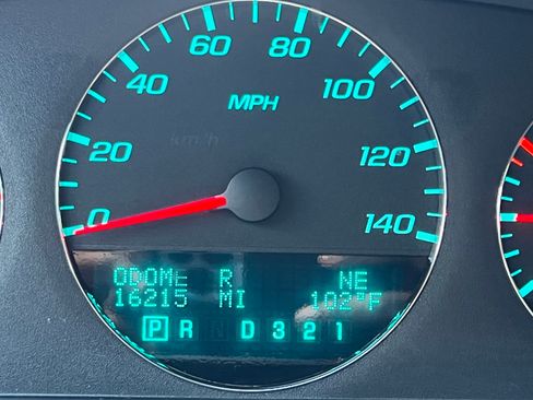 Used 2011 Chevrolet Impala LT w/ 1LT FWD image 11