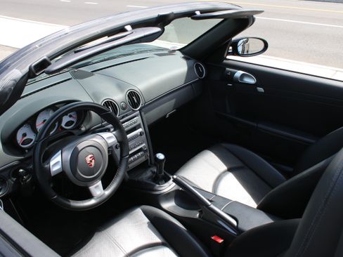 Used 2005 Porsche Boxster S RWD image 6