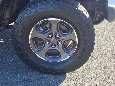 Used 2020 Jeep Gladiator Rubicon image 9