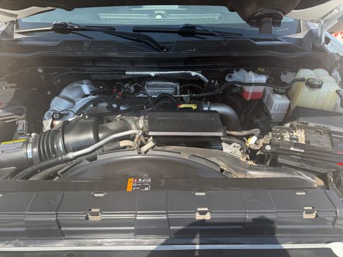 Used 2022 Chevrolet Silverado 2500 4x4 Crew Cab LT image 19
