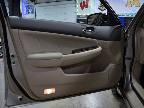 Used 2007 Honda Accord EX-L image 27