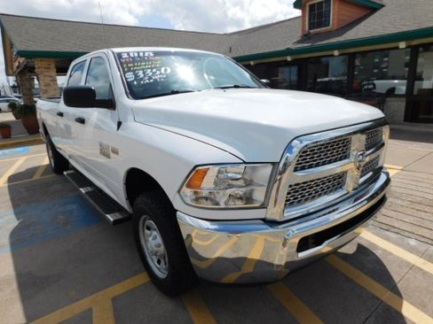 Used 2018 RAM 2500 Tradesman image 1