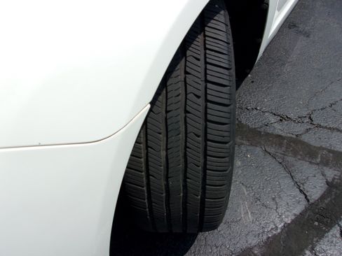 Used 2012 Lincoln MKZ AWD image 10