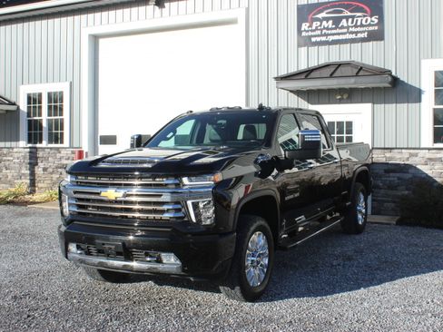Used 2023 Chevrolet Silverado 3500 High Country image 3