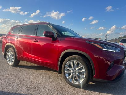 Used 2021 Toyota Highlander Limited