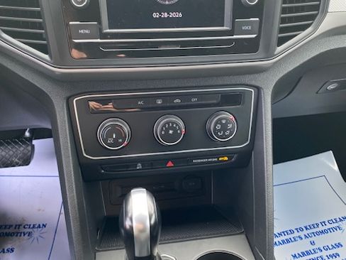 Used 2020 Volkswagen Atlas Cross Sport S image 11