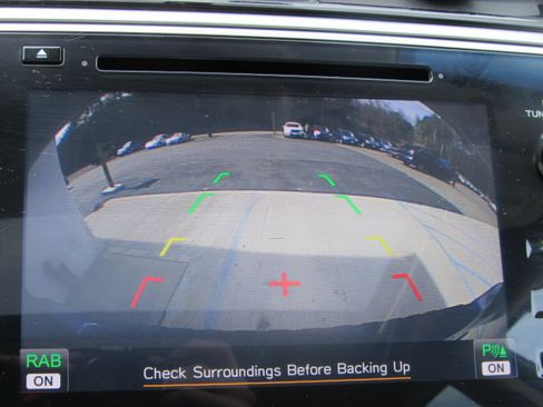 Used 2018 Subaru Outback 3.6R Limited image 24