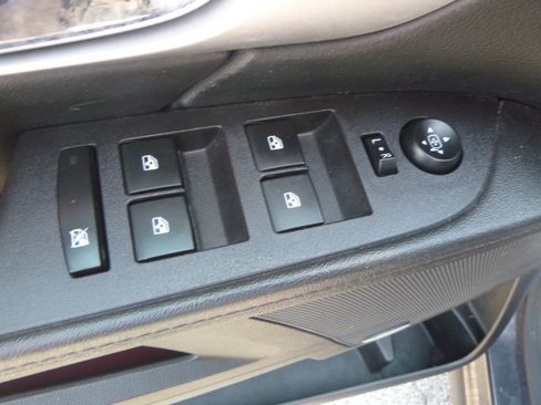 Used 2016 GMC Terrain FWD SLT image 14