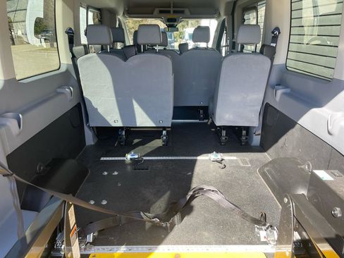 Used 2019 Ford Transit 350 XL image 36