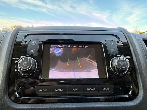 Used 2020 RAM ProMaster 1500 image 13